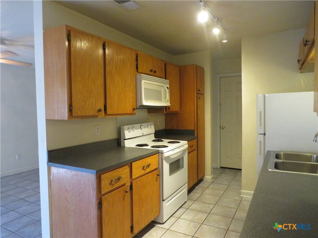 Apartment for rent at 8221 Sam Rayburn Dr #103, Austin, TX 78753