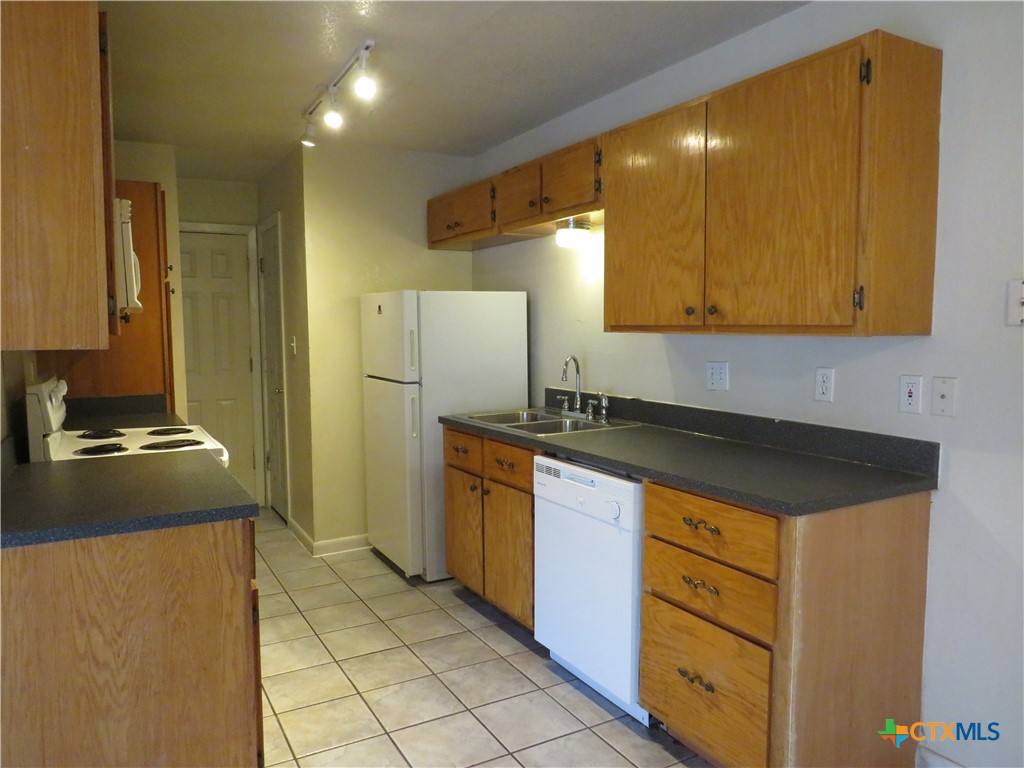 Apartment for rent at 8221 Sam Rayburn Dr #103, Austin, TX 78753