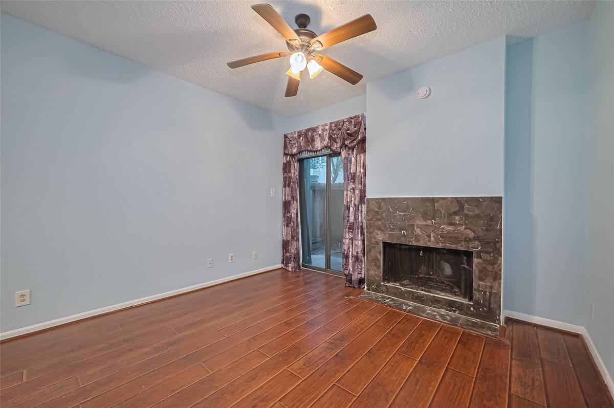 Condo for rent at 7900 N Stadium Dr #123, Houston, TX 77030