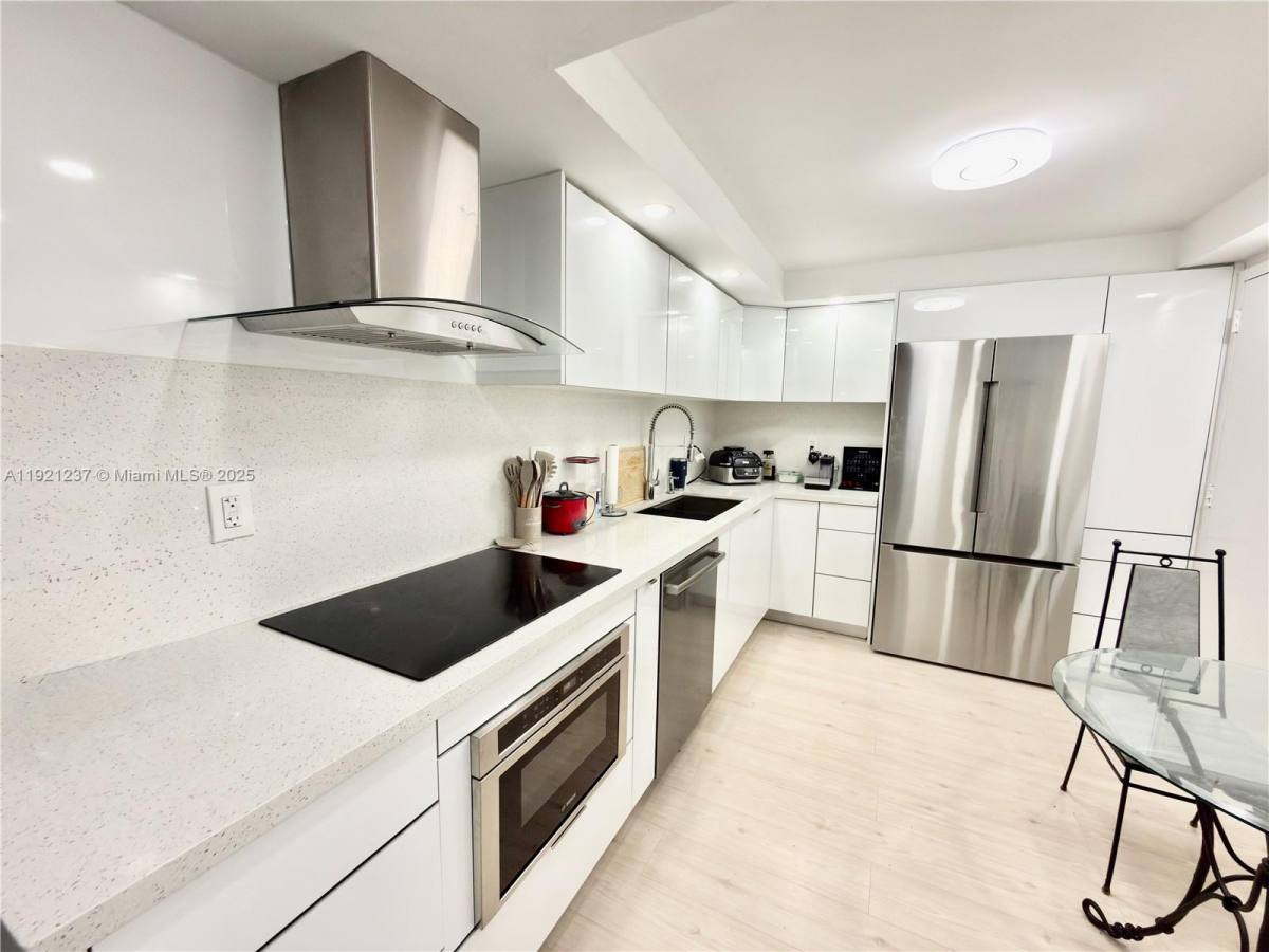 Condo for rent at 3140 S Ocean Dr #512, Hallandale, FL 33009