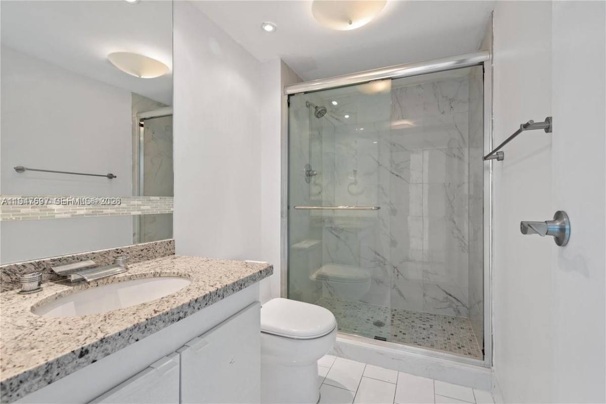 Apartment for rent at 20335 W Country Club Dr #209, Miami, FL 33180