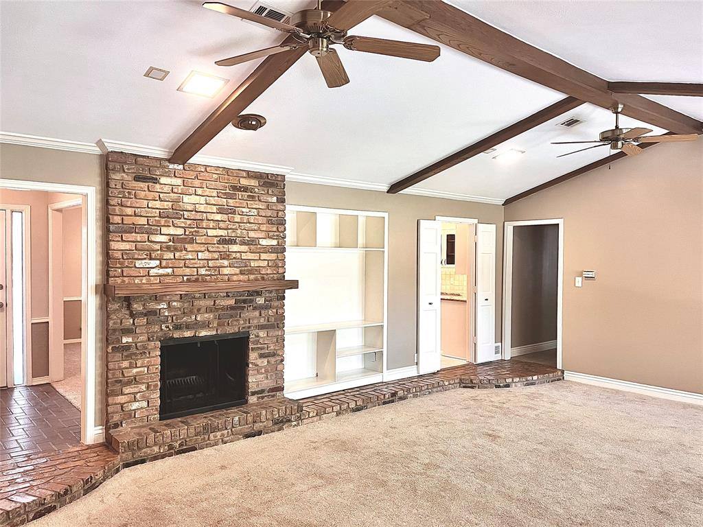 Apartment for rent at 15555 Mosscove Circle, Dallas, TX 75248