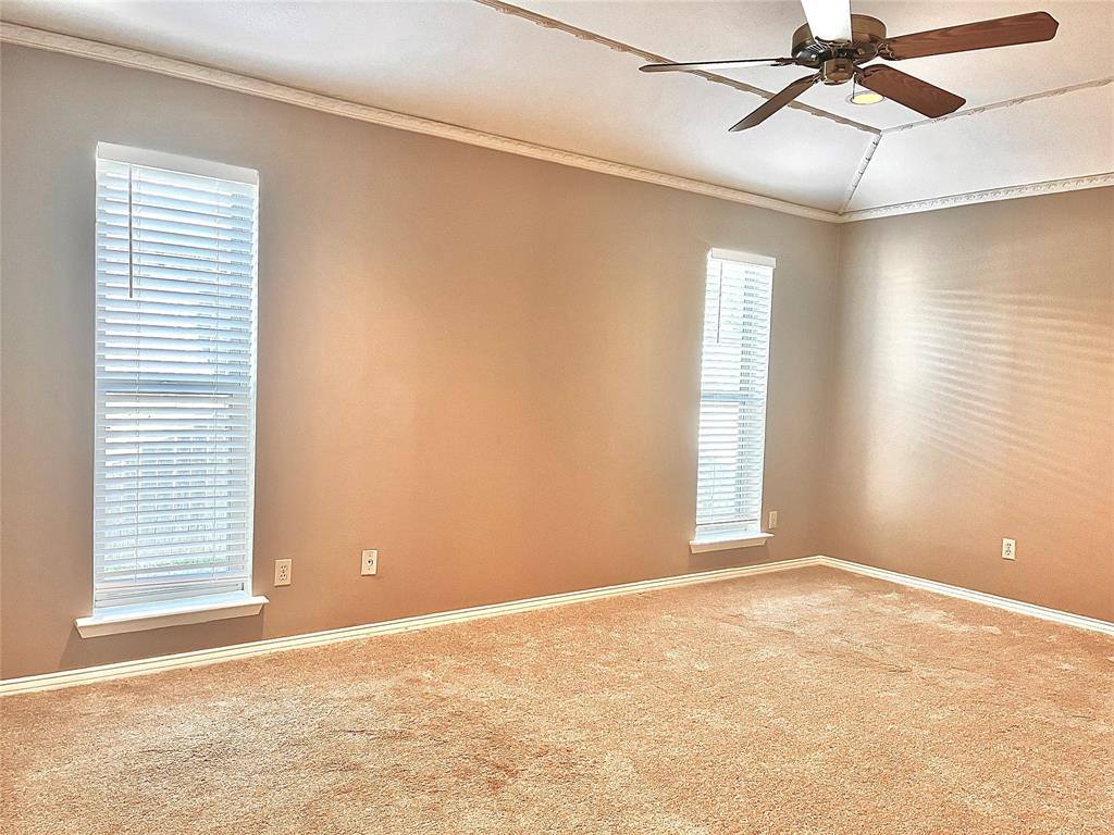 Apartment for rent at 15555 Mosscove Circle, Dallas, TX 75248