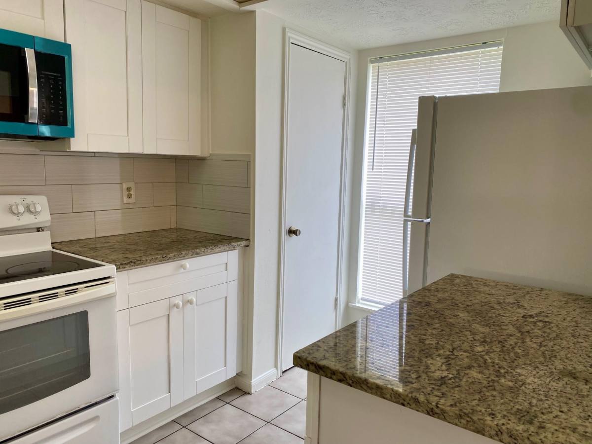 Apartment for rent at 16310 Setter Court, Missouri City, TX 77489