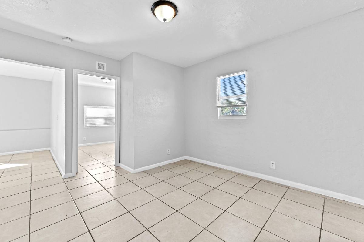 Apartment for rent at 515 Putnam Rd #515, West Palm Beach, FL 33405