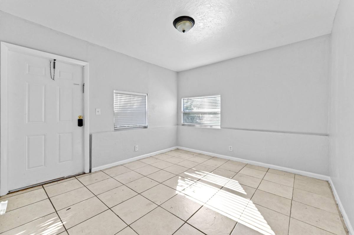 Apartment for rent at 515 Putnam Rd #515, West Palm Beach, FL 33405