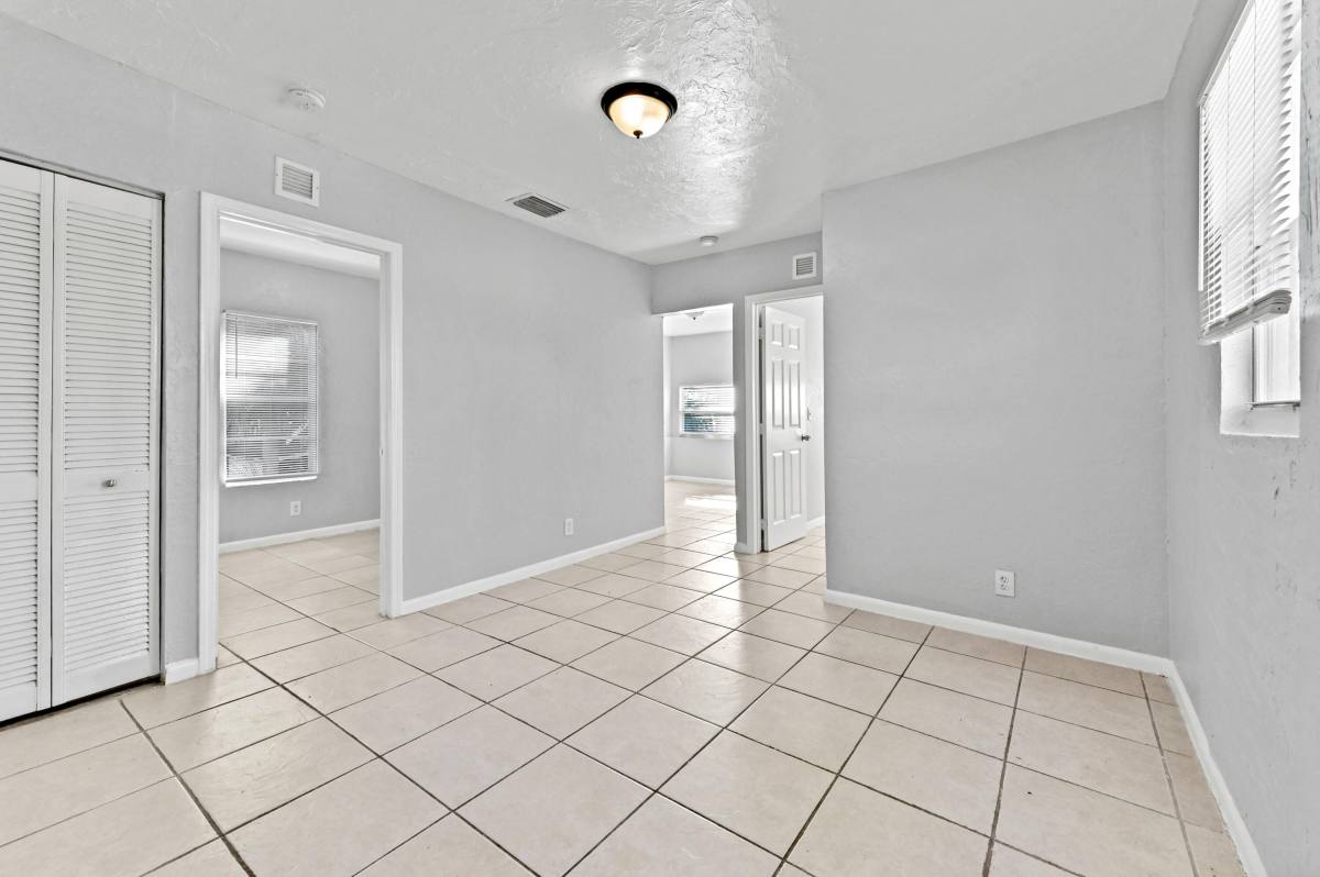 Apartment for rent at 515 Putnam Rd #515, West Palm Beach, FL 33405