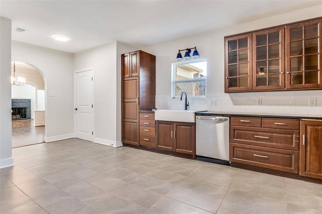 Apartment for rent at 1631 Homewood Place, Dallas, TX 75224