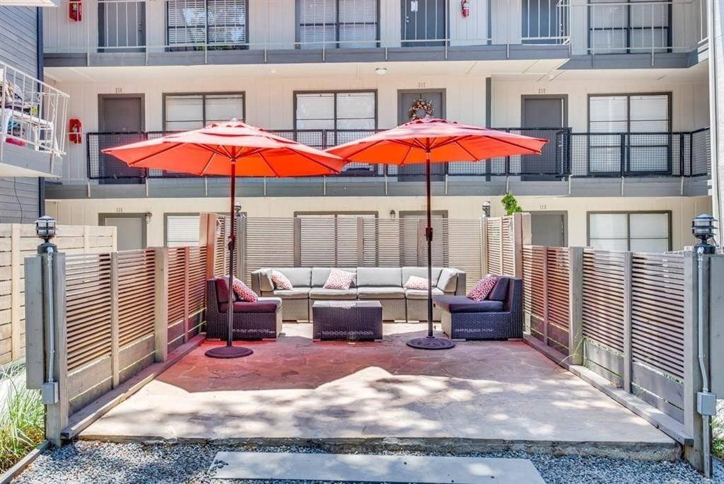 Apartment for rent at 2800 Douglas Ave #220, Dallas, TX 75219
