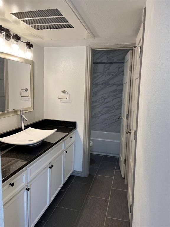 Apartment for rent at 2800 Douglas Ave #220, Dallas, TX 75219