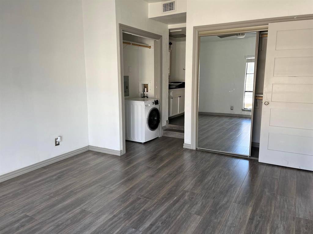 Apartment for rent at 2800 Douglas Ave #220, Dallas, TX 75219