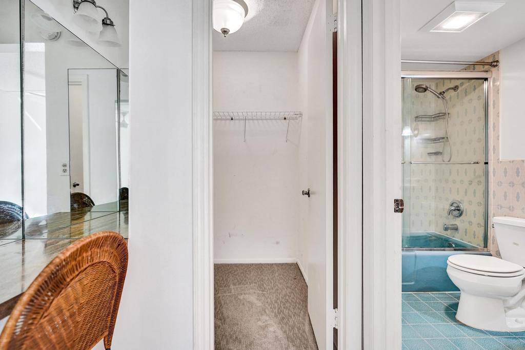 Apartment for rent at 1050 NW 13th St #1050193D, Boca Raton, FL 33486