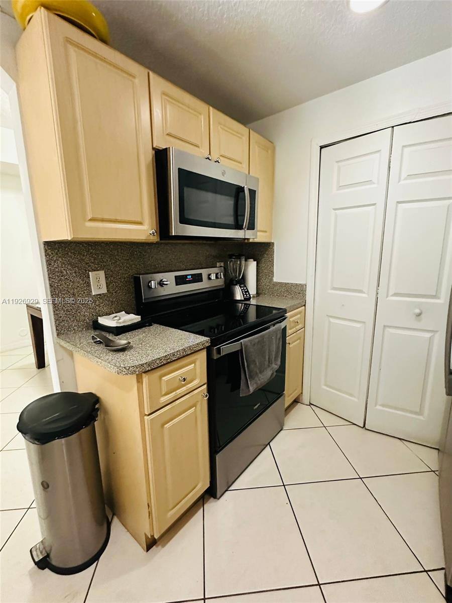 Condo for rent at 6400 NW 114th Ave #1101, Miami, FL 33178