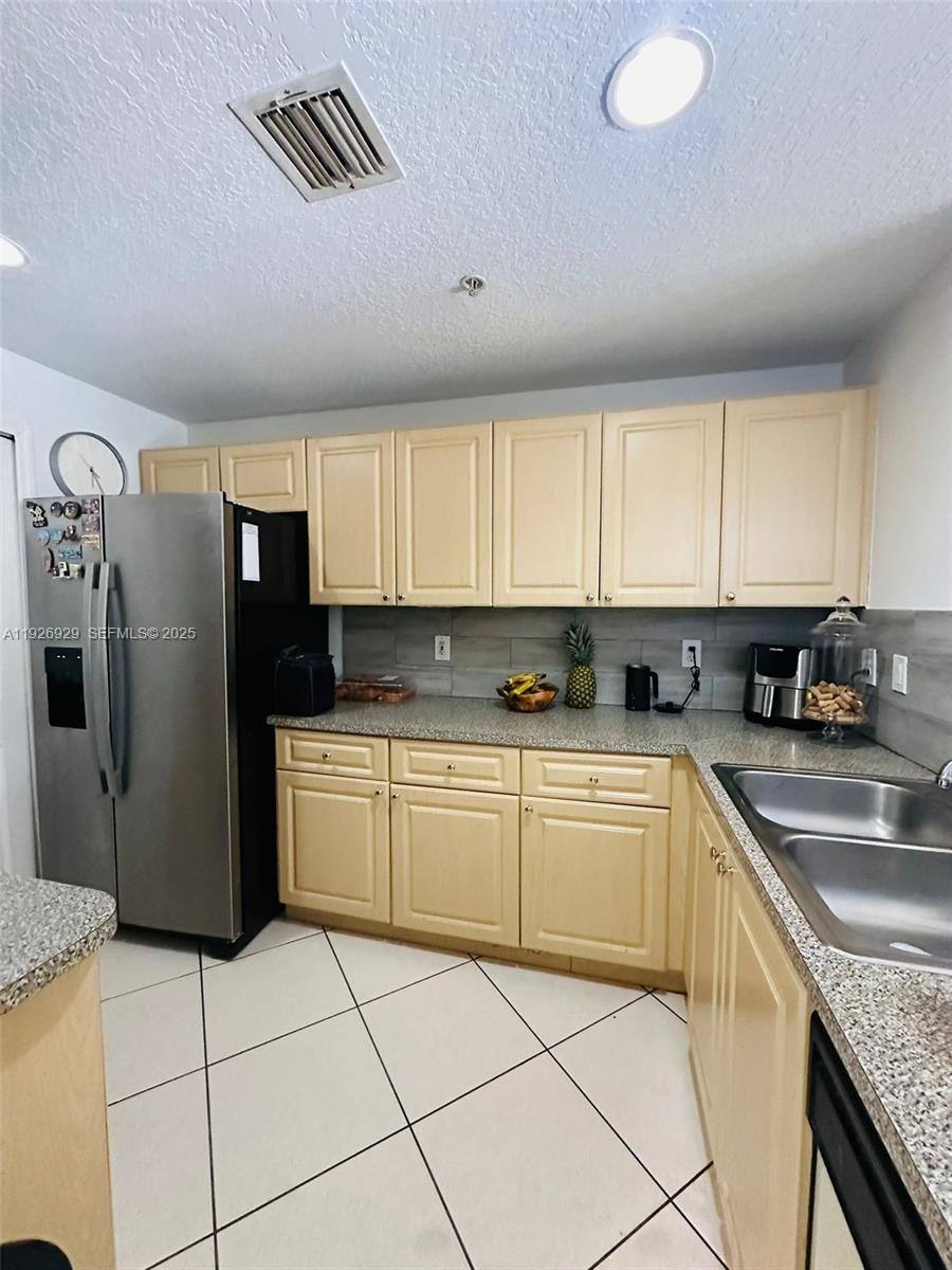 Condo for rent at 6400 NW 114th Ave #1101, Miami, FL 33178
