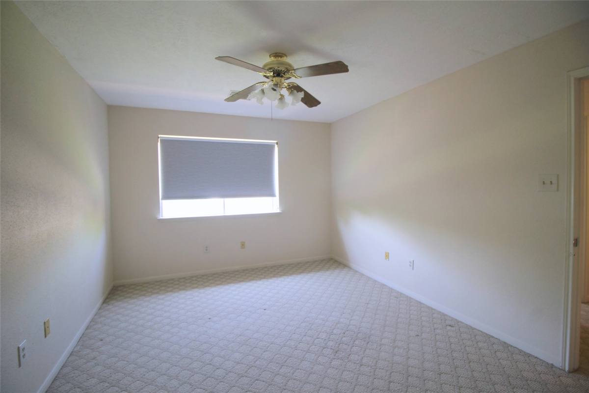 Apartment for rent at 16326 Brush Meadows, Sugar Land, TX 77498