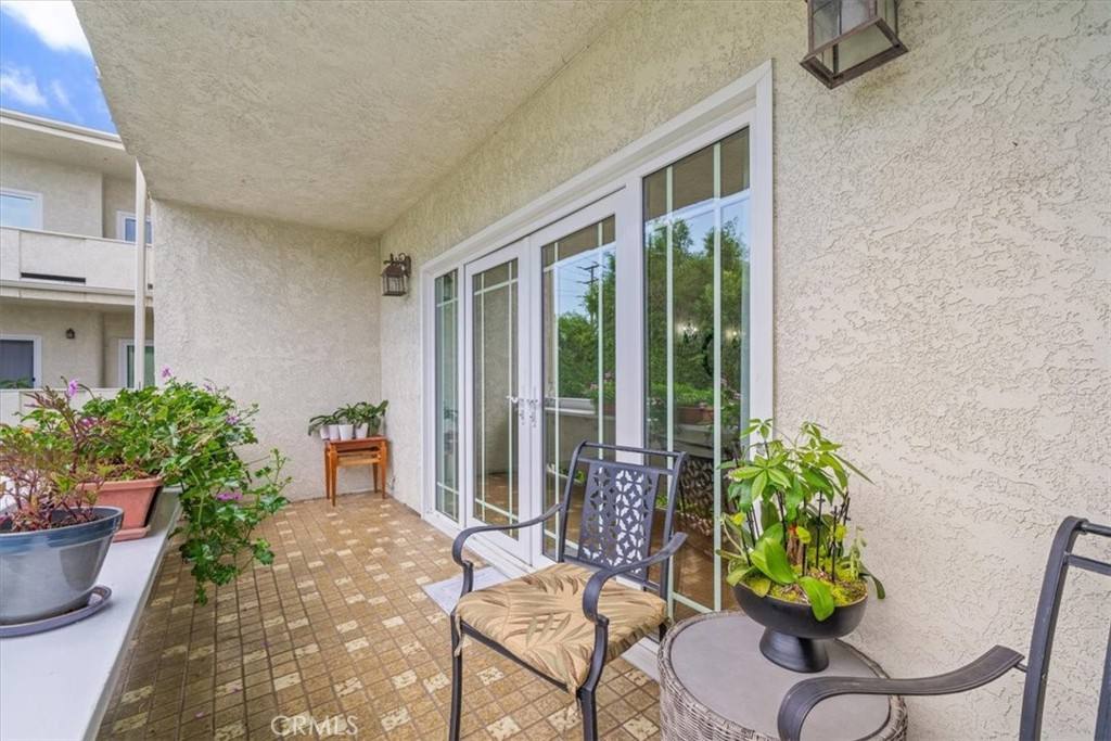 Condo for rent at 1228 N La Cienega Blvd #203, West Hollywood, CA 90069