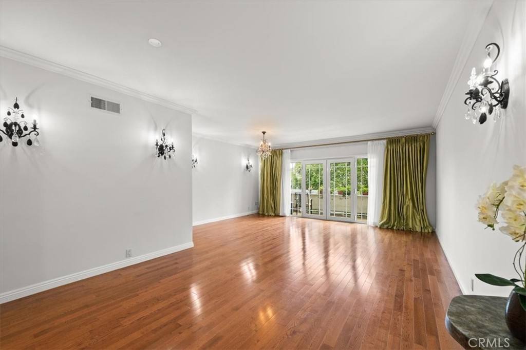 Condo for rent at 1228 N La Cienega Blvd #203, West Hollywood, CA 90069
