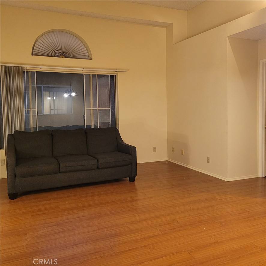 Apartment for rent at 11041 La Maida St #8, North Hollywood, CA 91601