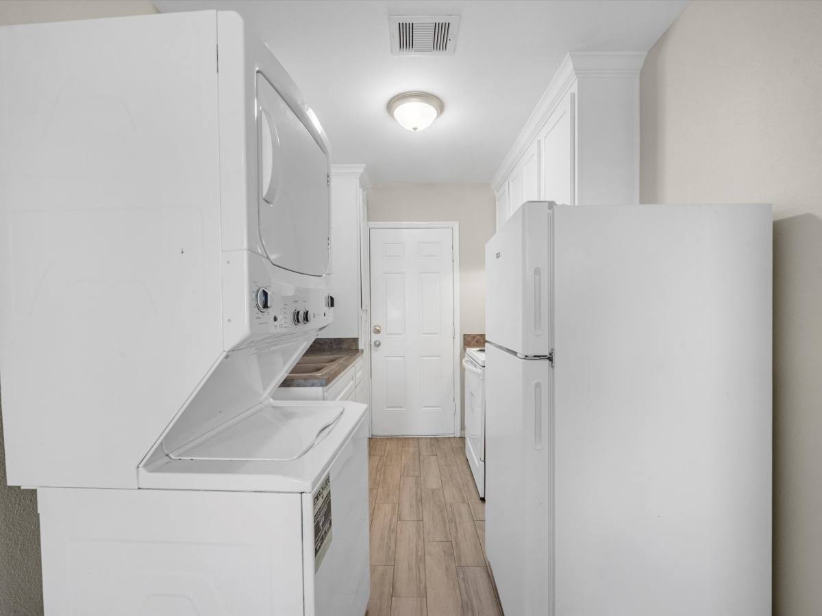 Apartment for rent at 2202 Solo St, Houston, TX 77020