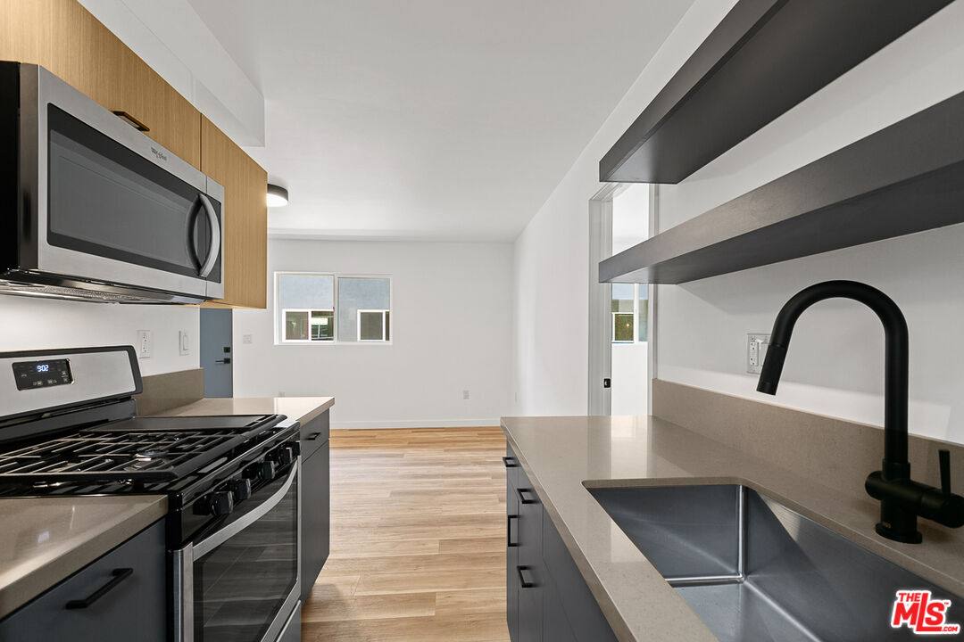 Apartment for rent at 2922 Hauser Blvd #2, Los Angeles, CA 90016