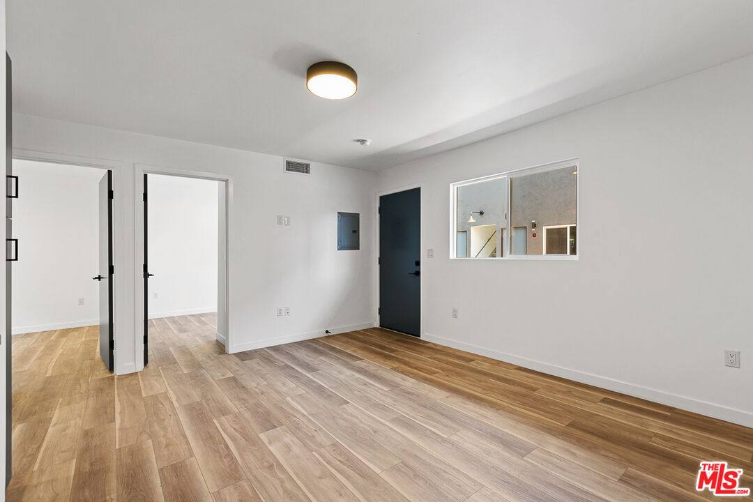 Apartment for rent at 2922 Hauser Blvd #2, Los Angeles, CA 90016