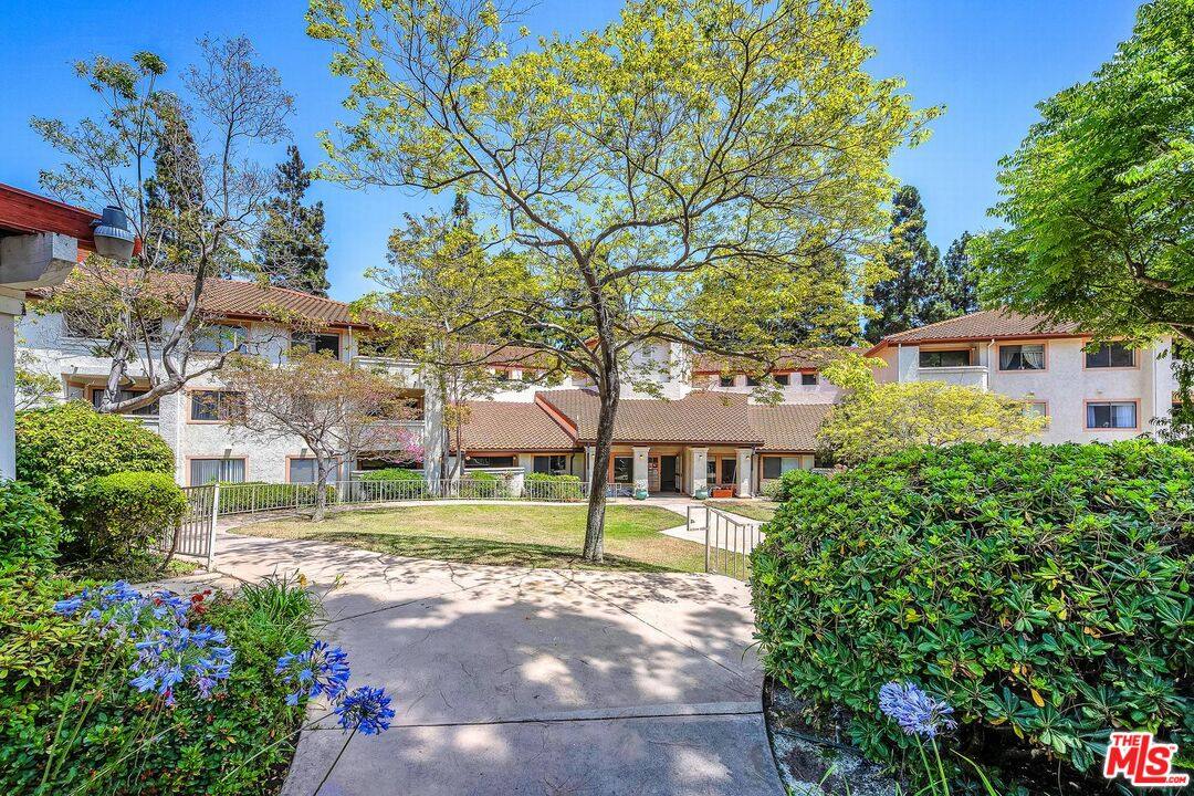 Apartment for rent at 501 Palisades Dr #221, Pacific Palisades, CA 90272