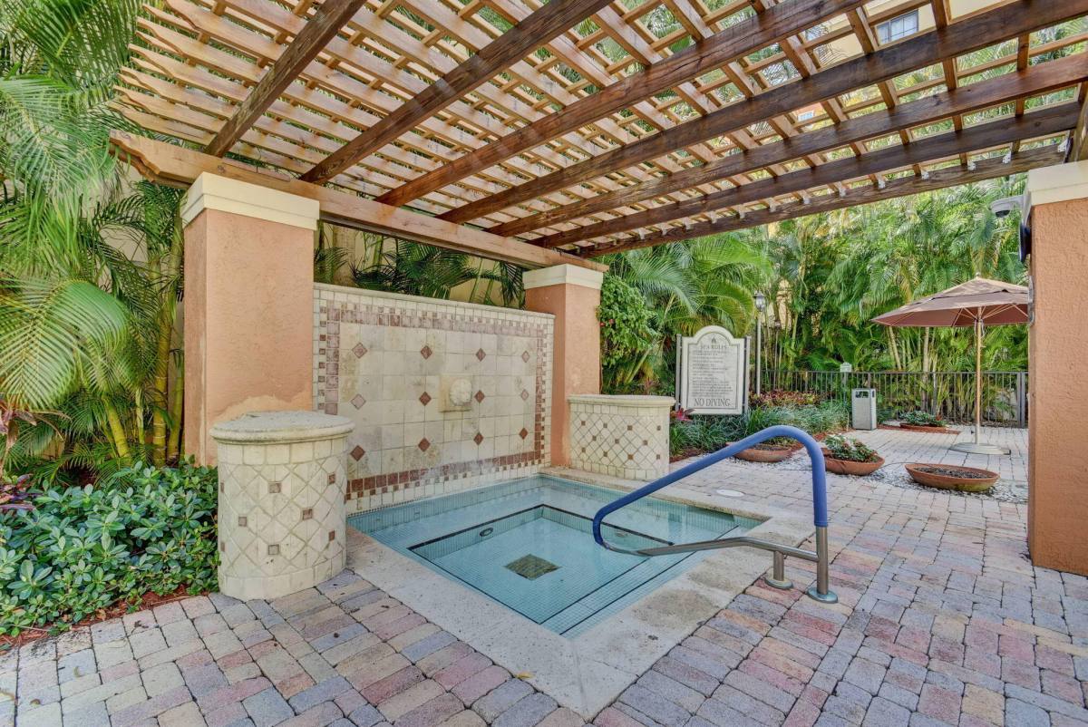 Condo for rent at 630 S Sapodilla Ave #121, West Palm Beach, FL 33401