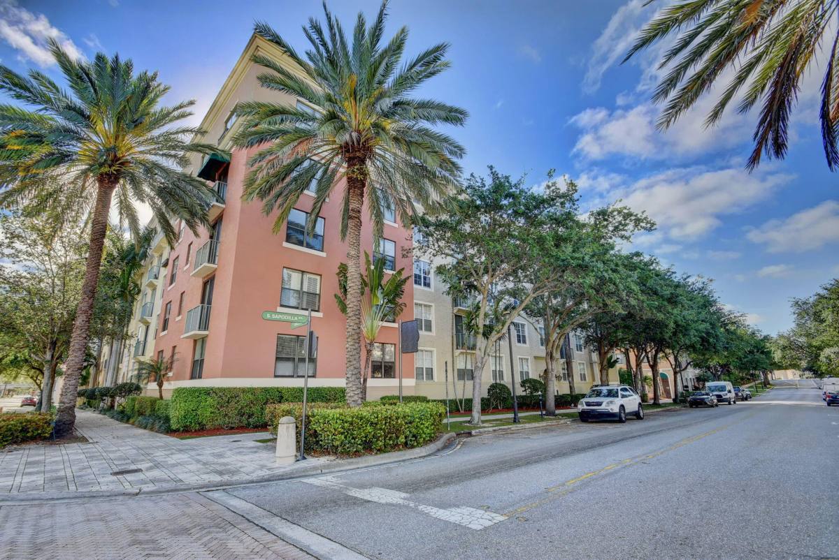 Condo for rent at 630 S Sapodilla Ave #121, West Palm Beach, FL 33401
