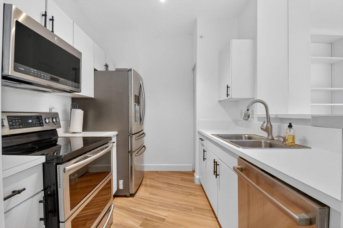 Condo for rent at 630 S Sapodilla Ave #121, West Palm Beach, FL 33401