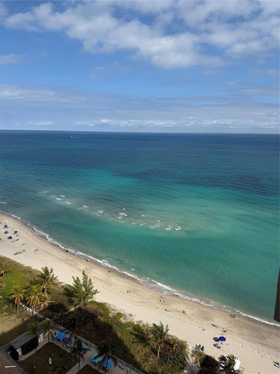 Apartment for rent at 1950 S Ocean Dr #1950PHK, Hallandale, FL 33009
