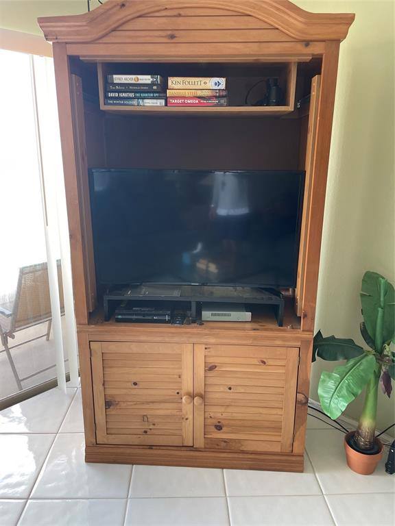 Apartment for rent at 1950 S Ocean Dr #1950PHK, Hallandale, FL 33009