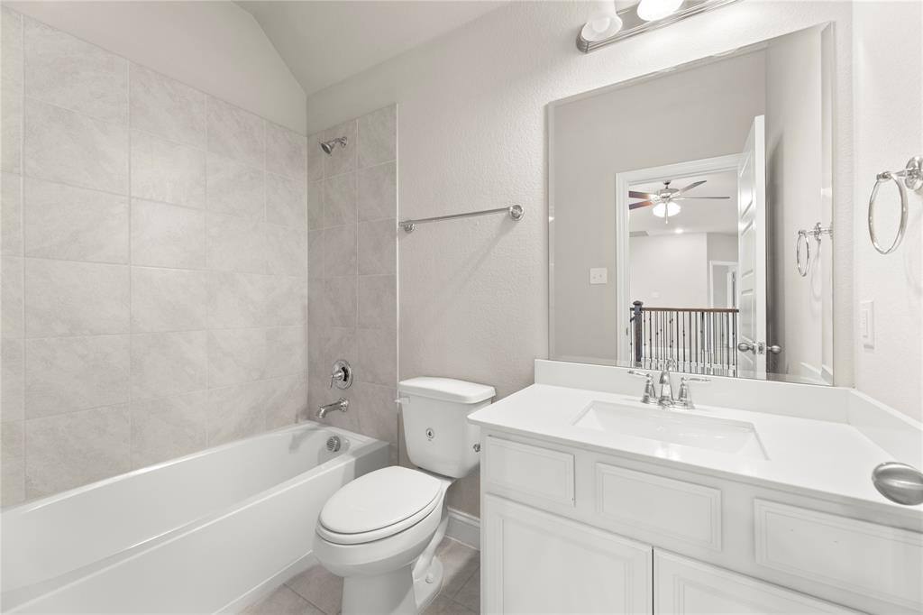 Apartment for rent at 5401 Tuscarora Trail, McKinney, TX 75070