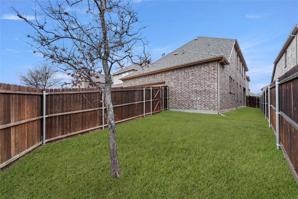 Apartment for rent at 5401 Tuscarora Trail, McKinney, TX 75070