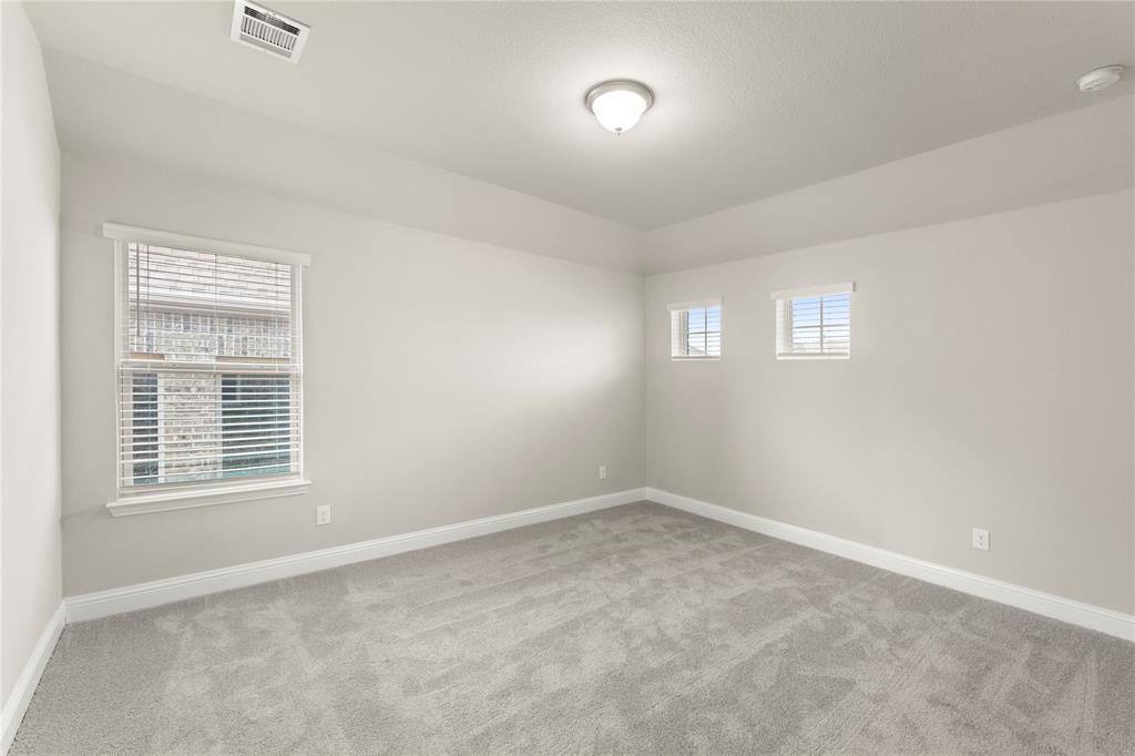 Apartment for rent at 5401 Tuscarora Trail, McKinney, TX 75070