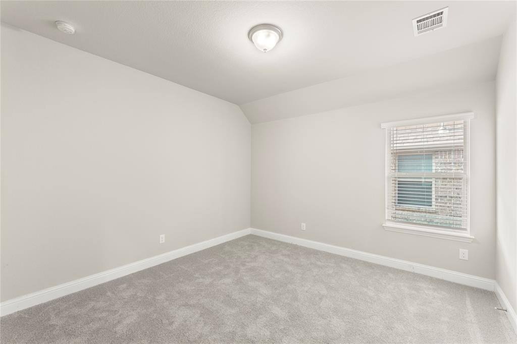 Apartment for rent at 5401 Tuscarora Trail, McKinney, TX 75070