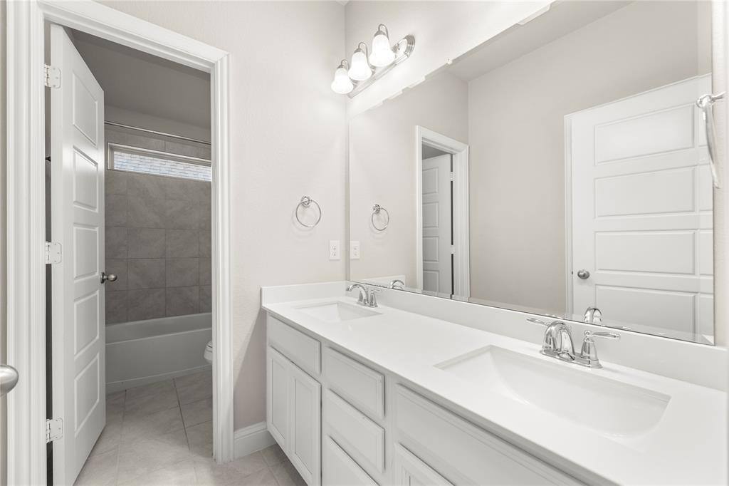 Apartment for rent at 5401 Tuscarora Trail, McKinney, TX 75070