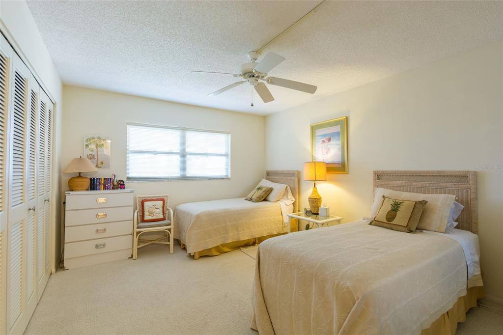 Apartment for rent at 8767 Midnight Pass Rd #8767506F, Sarasota, FL 34242