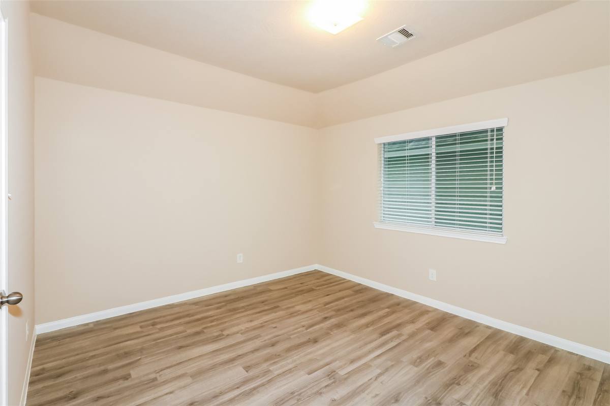 Apartment for rent at 5843 Kyle Cove Dr, Katy, TX 77449