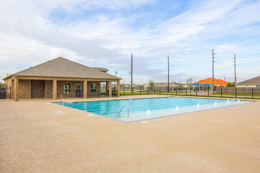 Apartment for rent at 5843 Kyle Cove Dr, Katy, TX 77449