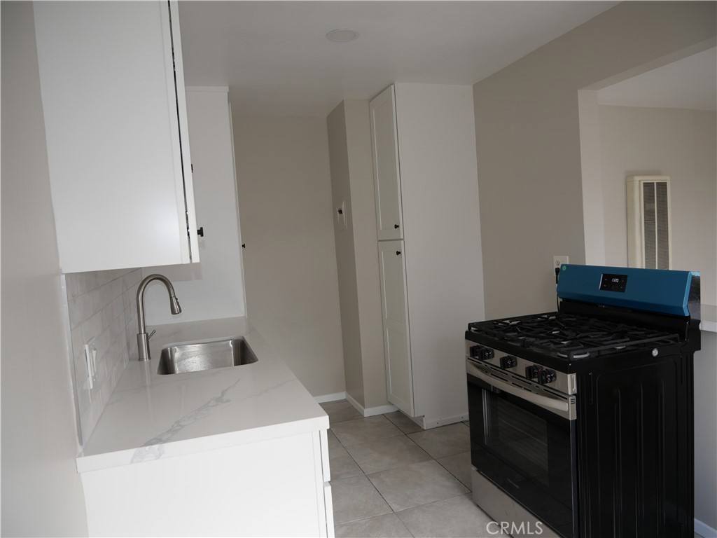 Apartment for rent at 513 E Walnut St #513C, Santa Ana, CA 92701