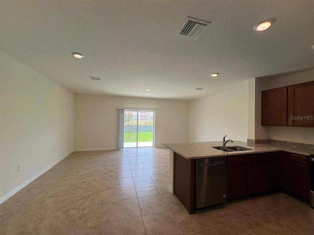 Townhouse for rent at 1532 Lumber Ave, Davenport, FL 33837