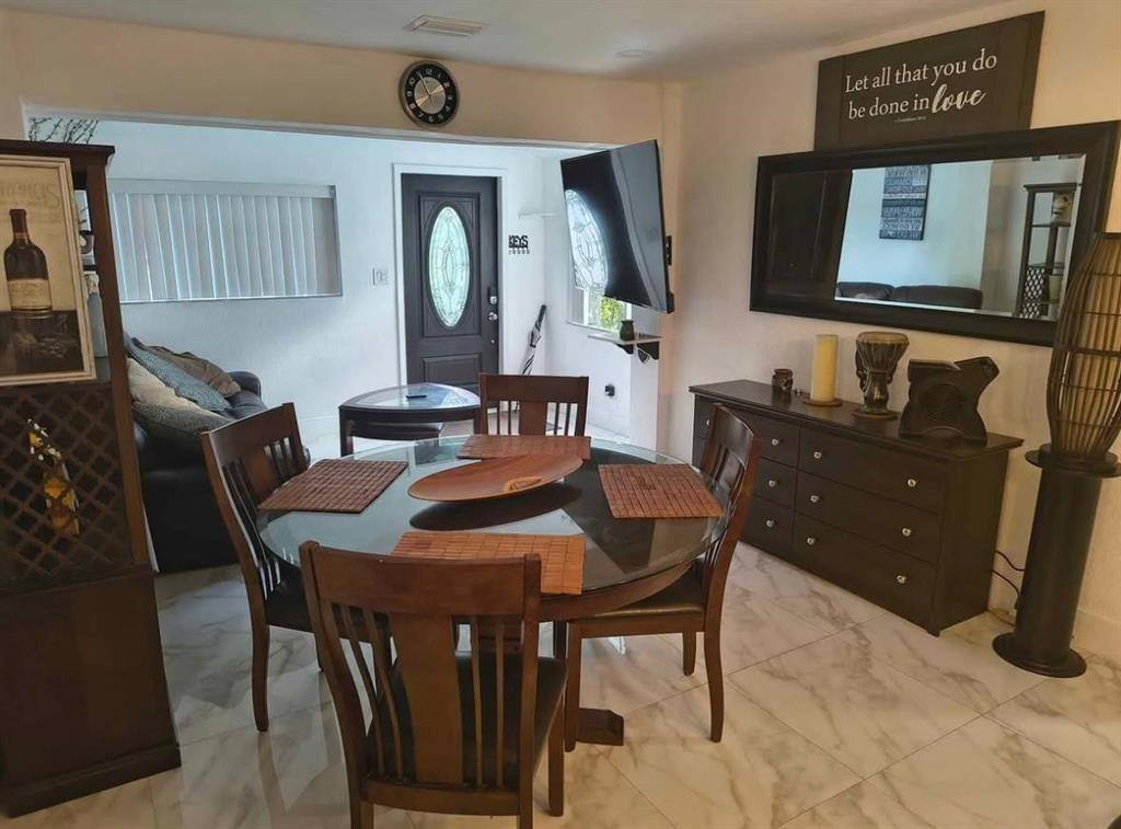 Apartment for rent at 2206 Coolidge St #2206A, Hollywood, FL 33020