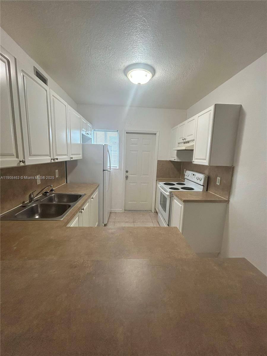 Apartment for rent at 1945 Calais Dr #2, Miami Beach, FL 33141