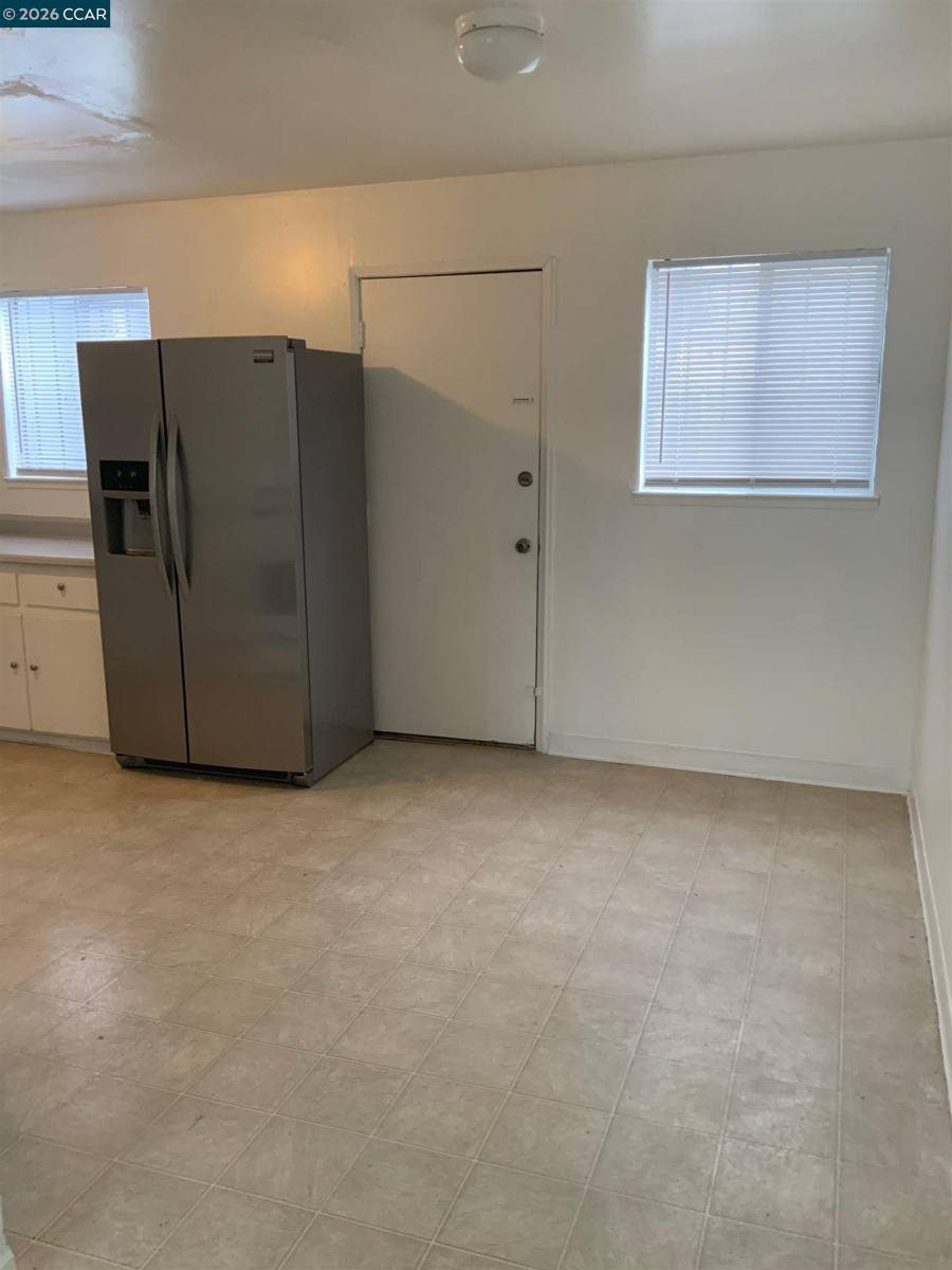 Townhouse for rent at 422 C St #422, Richmond, CA 94801