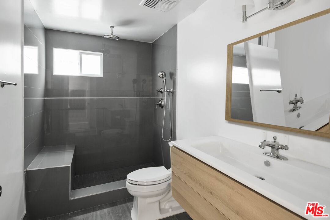 Apartment for rent at 1105 Alta Loma Rd #5, West Hollywood, CA 90069