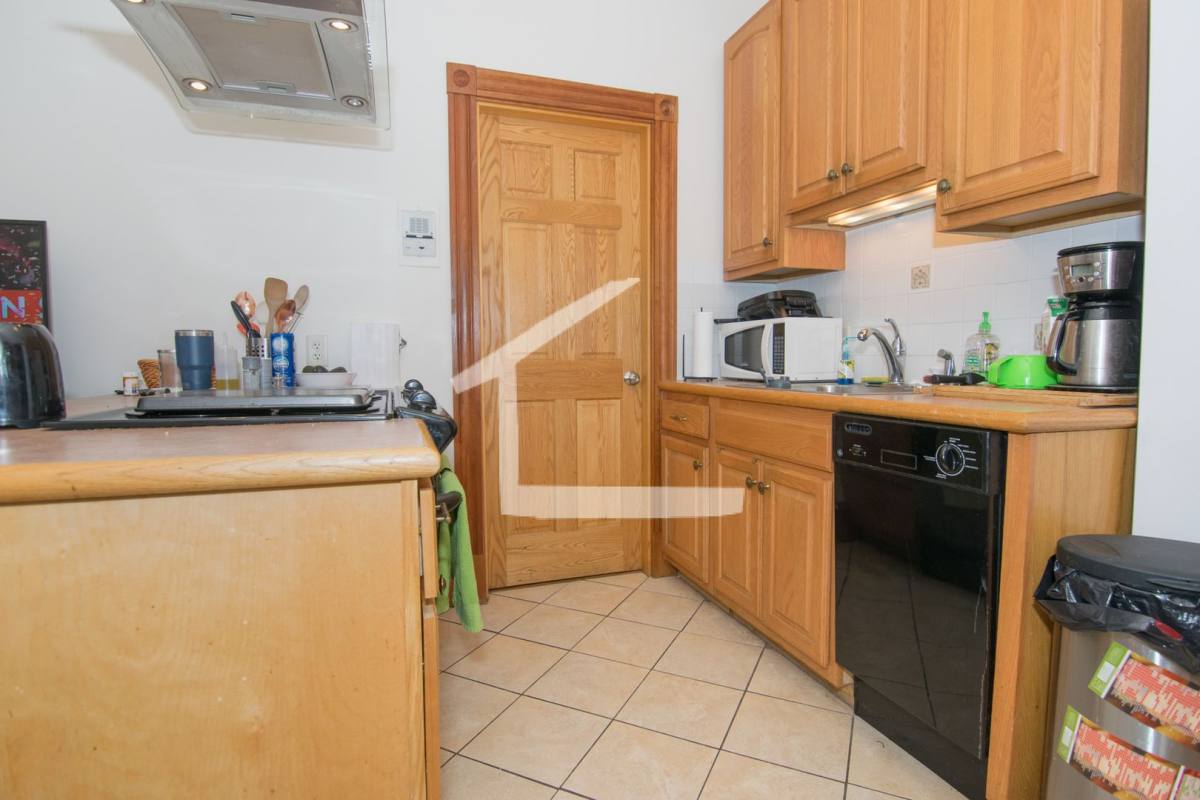 Apartment for rent at 95 Myrtle St #3, Boston, MA 02114