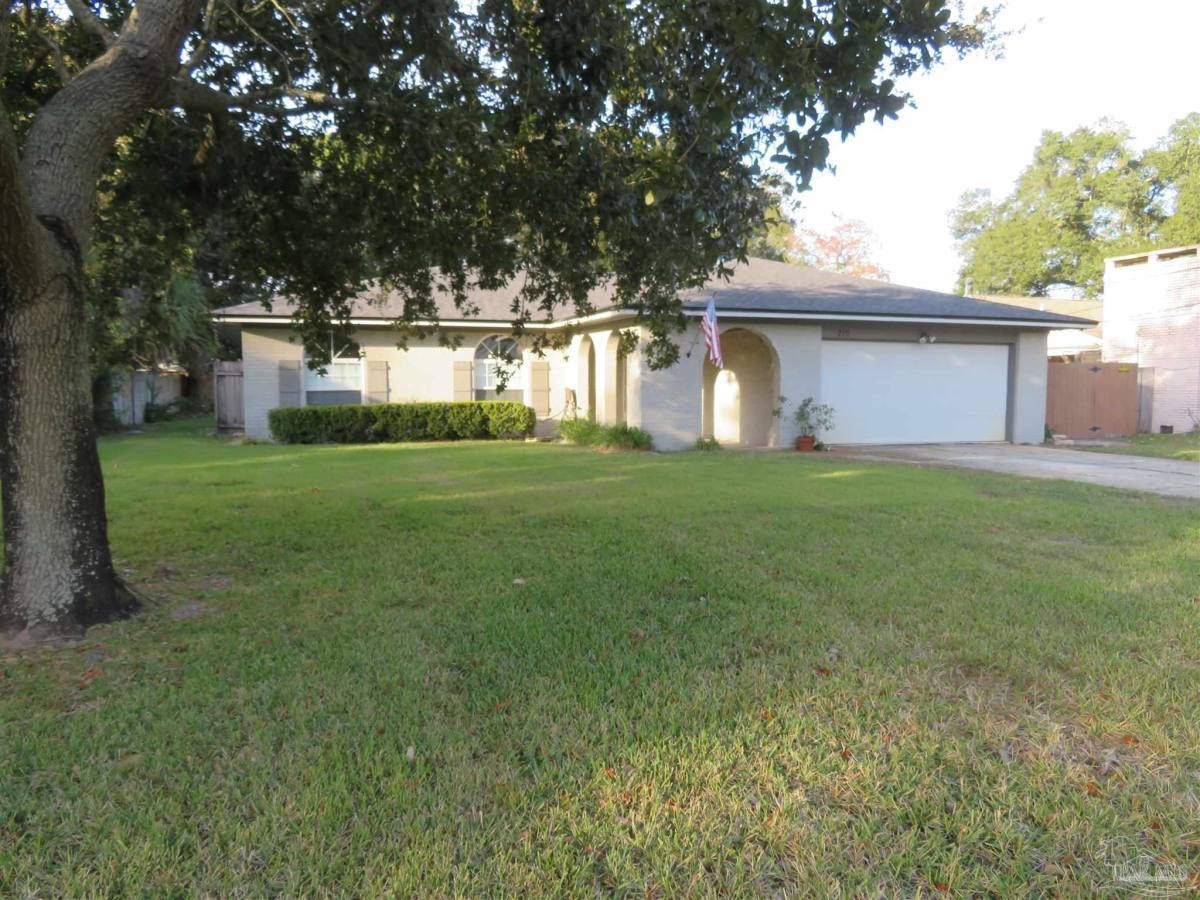 Apartment for rent at 210 Norwich Dr #210, Gulf Breeze, FL 32561
