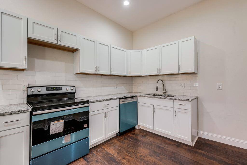 Apartment for rent at 4823 Ash Lane, Dallas, TX 75223