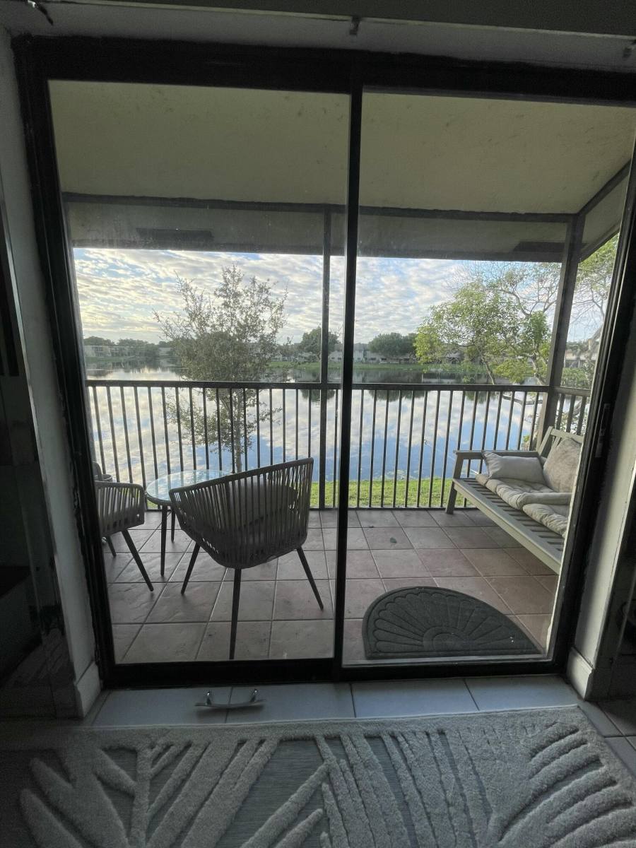 Apartment for rent at 9878 Nob Hill Court, Fort Lauderdale, FL 33351