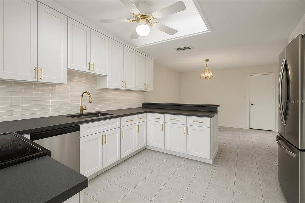 Apartment for rent at 4408 La Jolla Dr #440819A, Bradenton, FL 34210